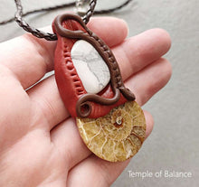 Load image into Gallery viewer, Pendant - howlite with AMMONITE