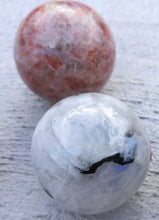 Load image into Gallery viewer, Crystal - Four piece sphere collection