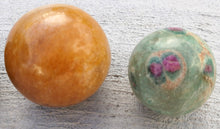 Load image into Gallery viewer, Crystal - Four piece sphere collection