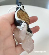 Load image into Gallery viewer, Pendant - Quartz with Ammonite
